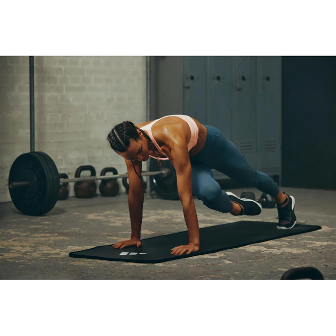 adidasトレーニングマット
